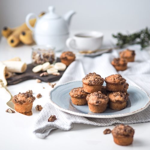 Banánové muffiny s ořechovou drobenkou